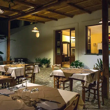 La Del Postino Hotel