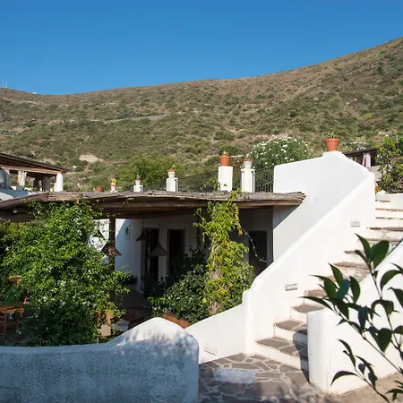 La Del Postino Pollara