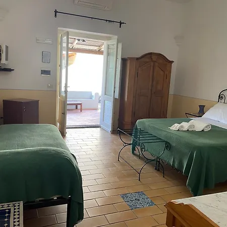 La Del Postino Hotel